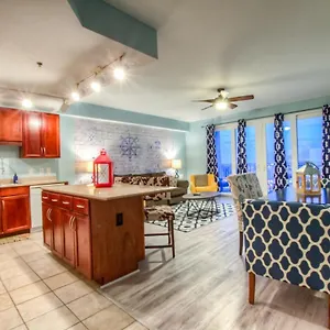  Holiday home Laketown Wharf 1136 By Aneliya